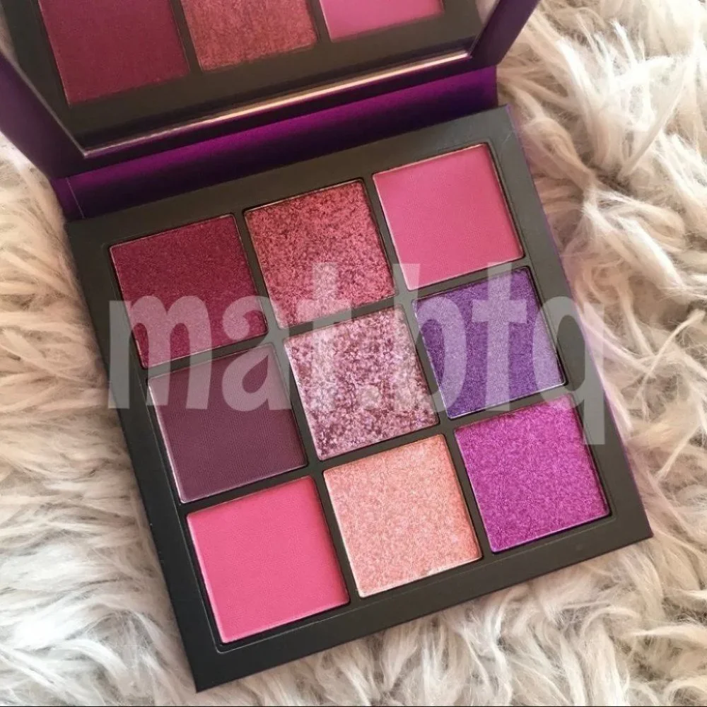Huda Beauty Amethyst Obsessions Eyeshadow Palette - Picture 2 of 2